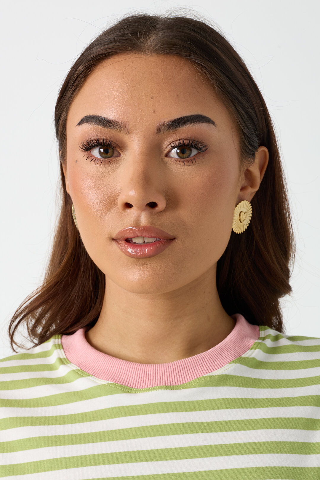 Statement earrings sparkling coin with heart h5Picture3