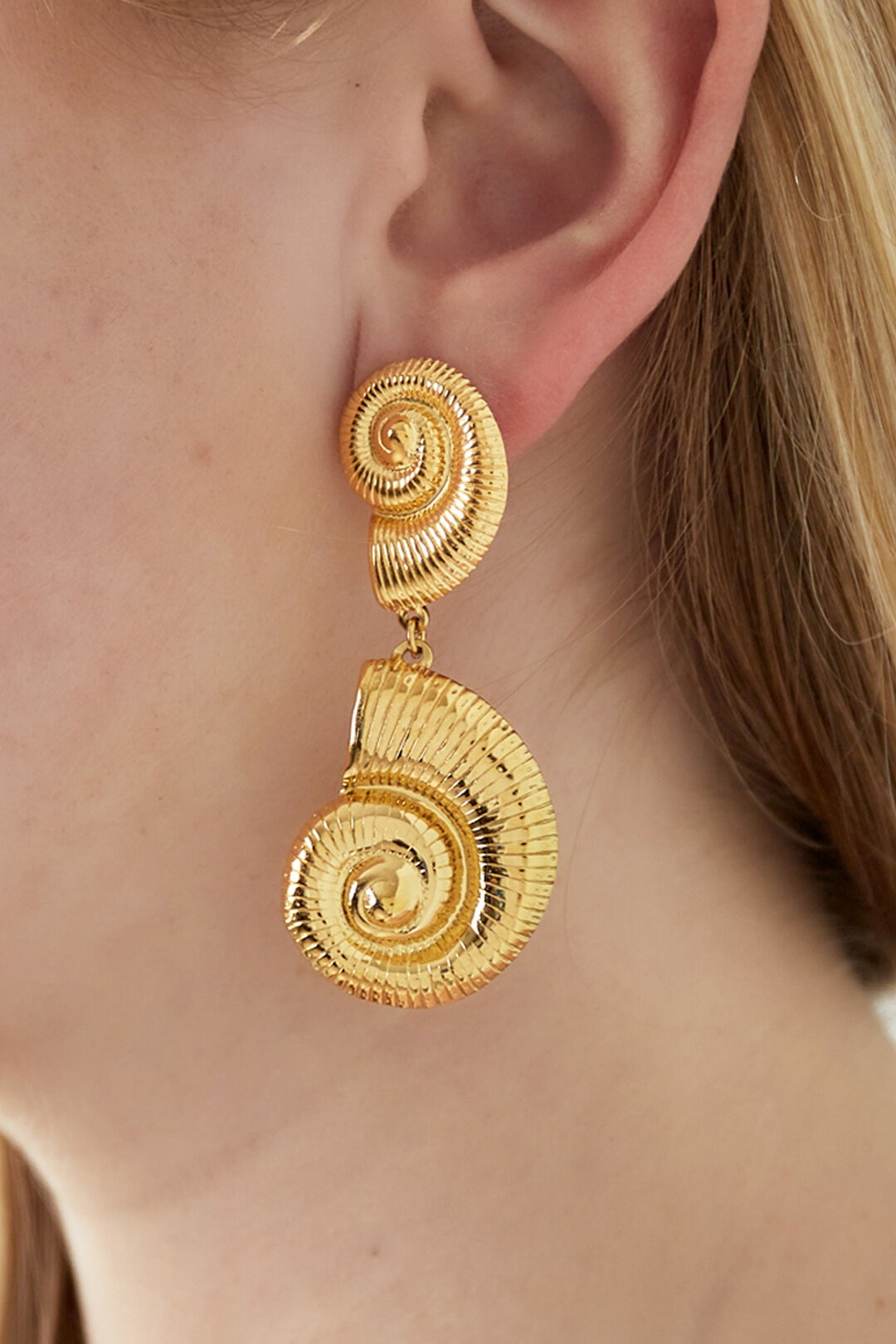 Boucle d'oreille tourbillon océanique