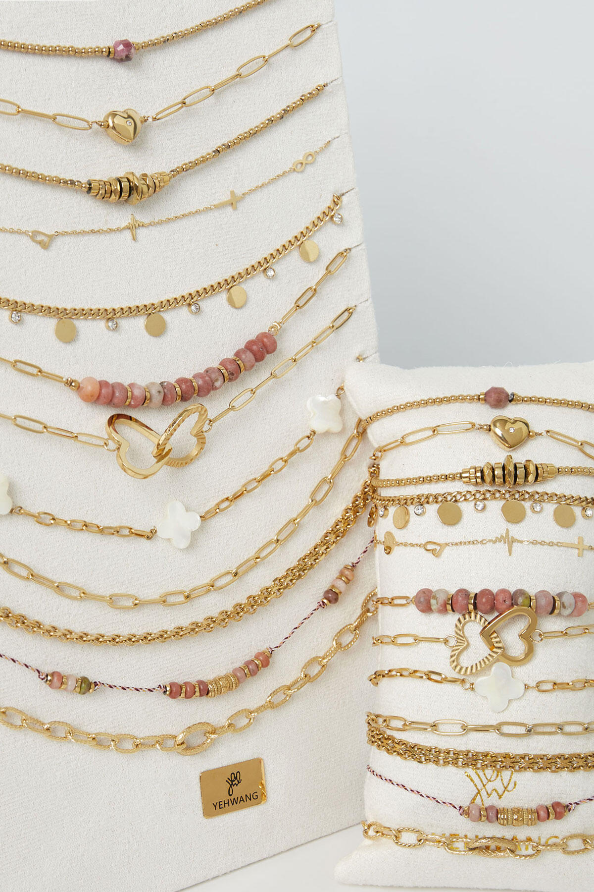 Expositor con cadenas love - acero inoxidable dorado h5 Imagen2