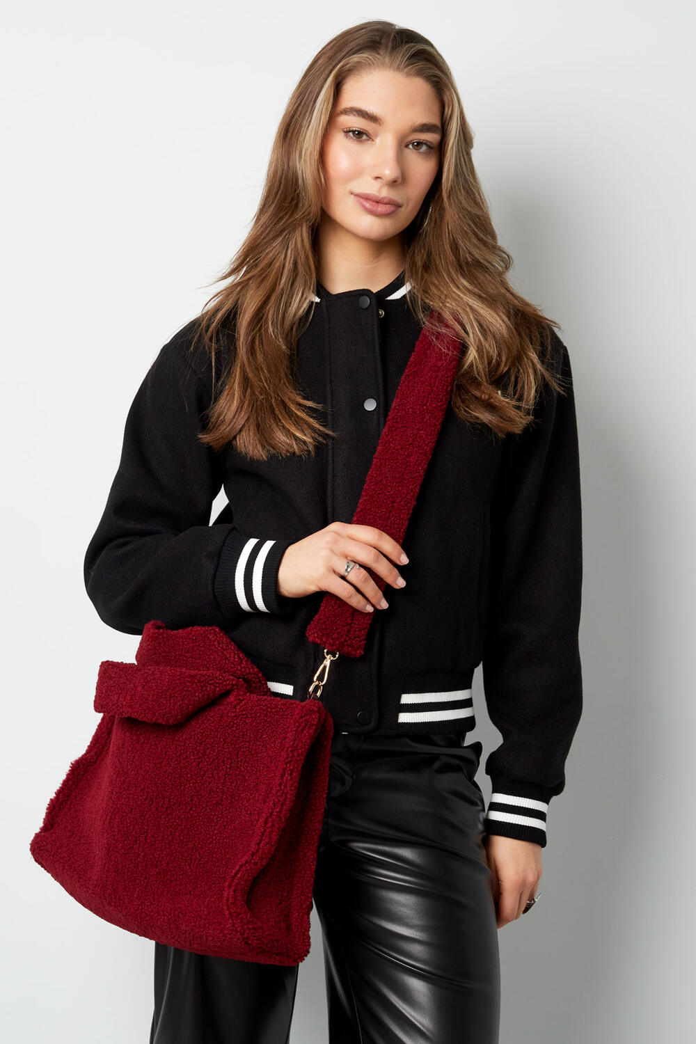Fluffy Teddy bag h5Picture4