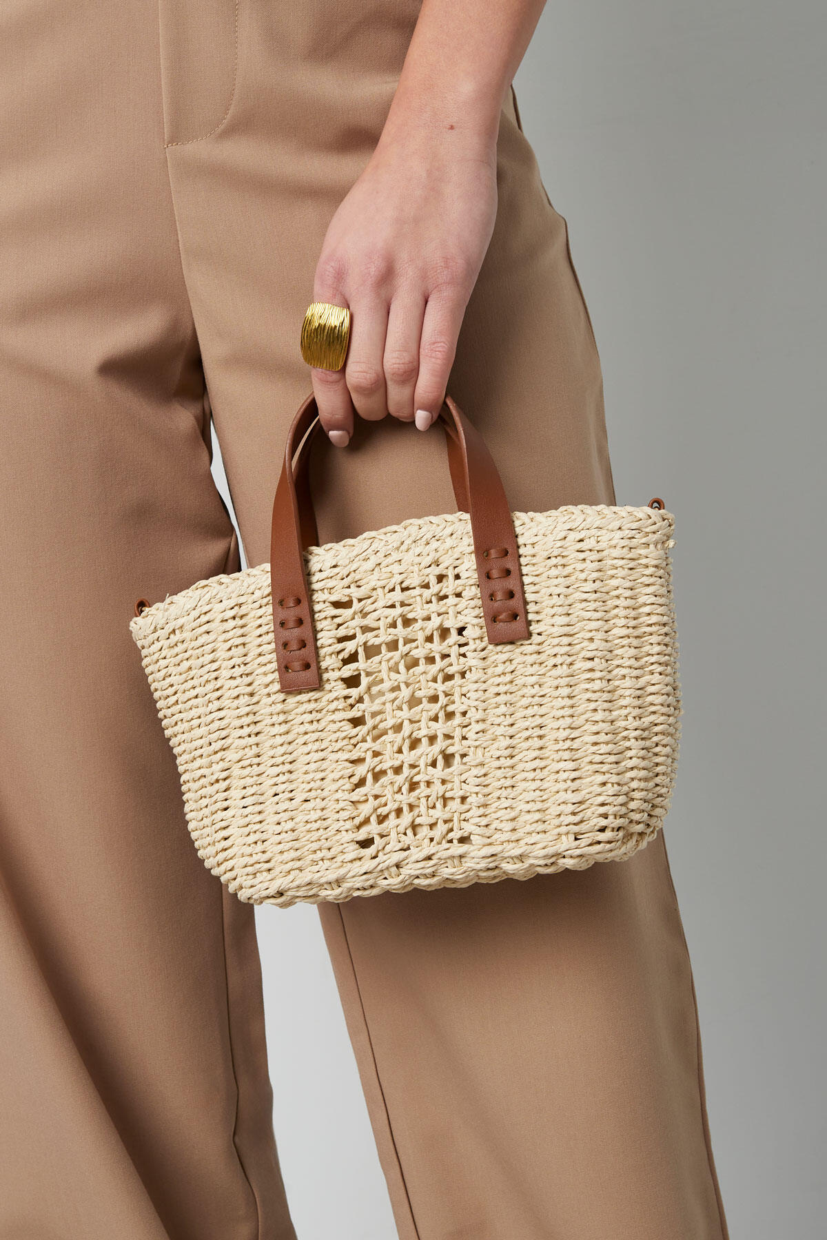 Basic shoulder bag