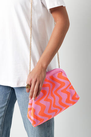 Grafic beach clutch h5 Picture2