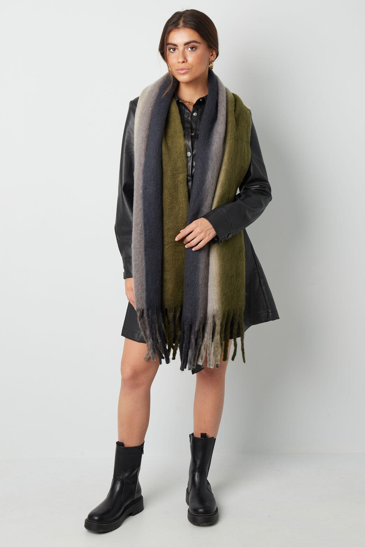 Bufanda de invierno colores ombre gris h5 Imagen2