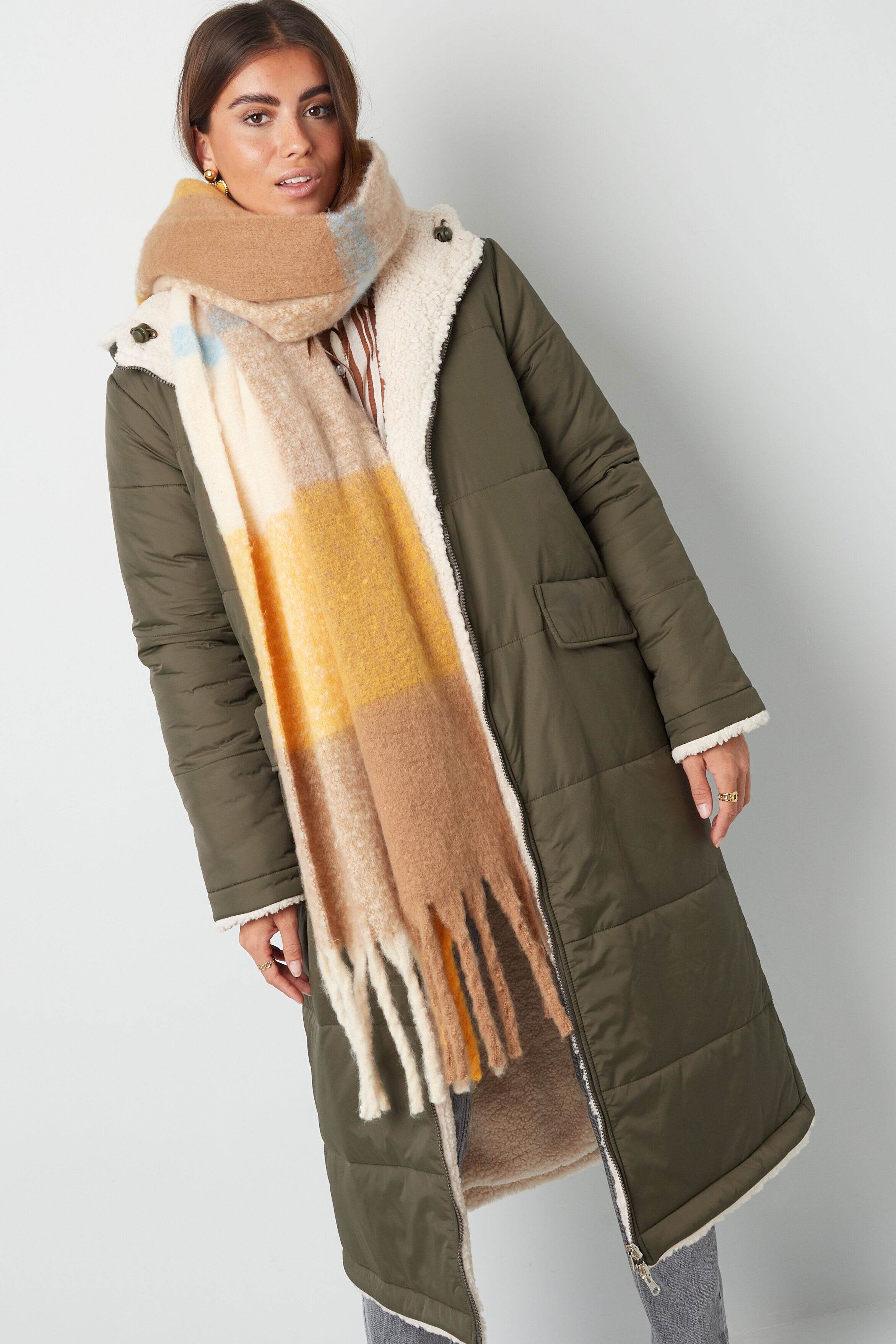 Scarf surfaces black beige Picture2