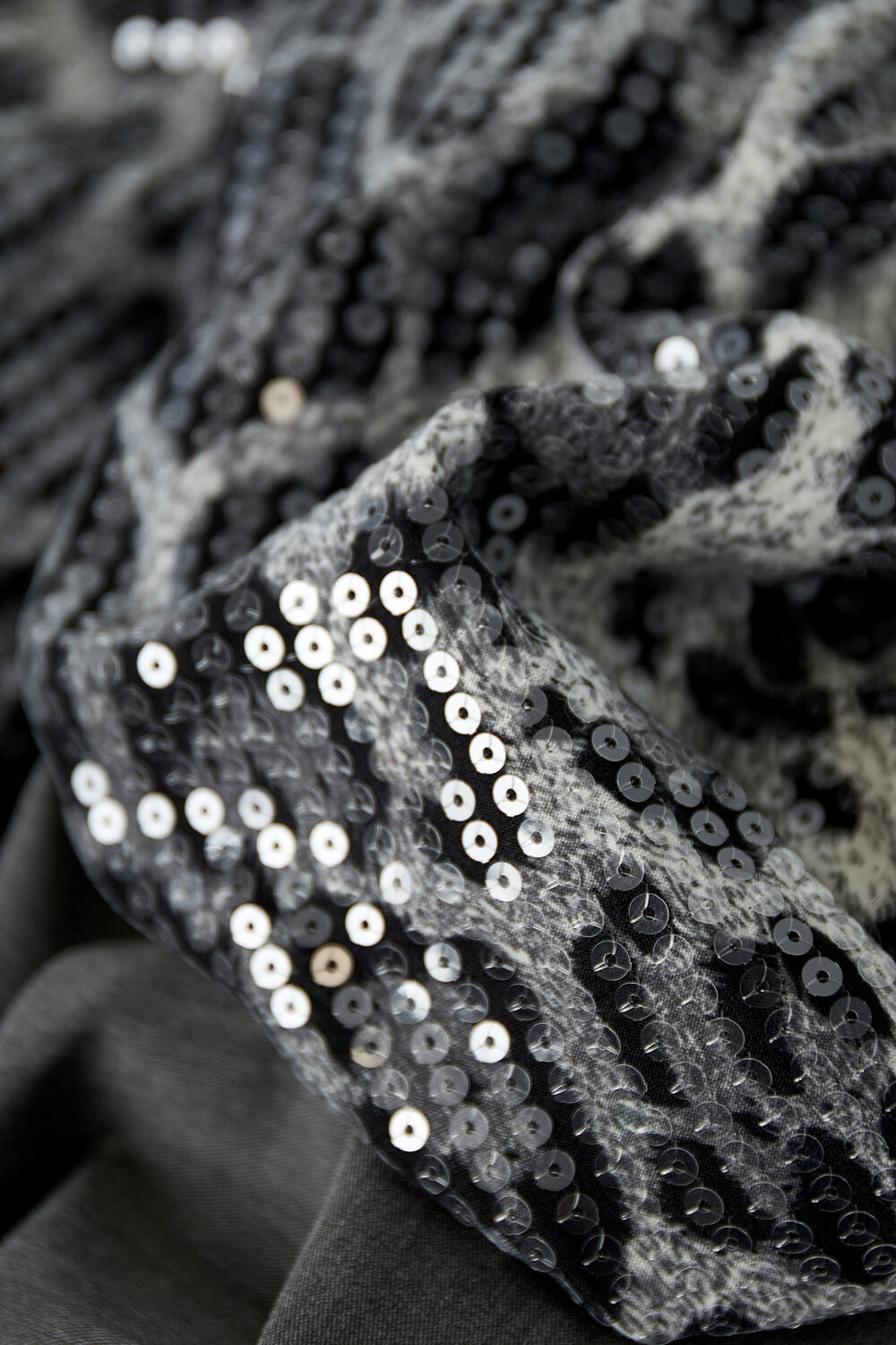 Conjunto de Traje de Mujer en Poliéster Chaqueta con Mangas de Estampado de Leopardo y Lentejuelas h5Imagen7