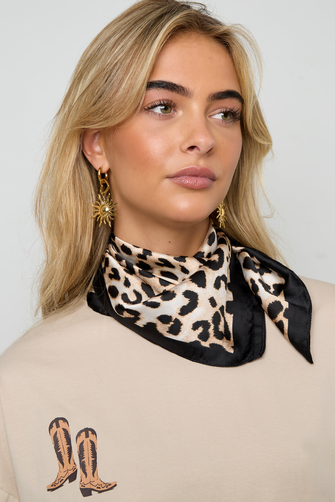 leopard scarf h5 Picture2