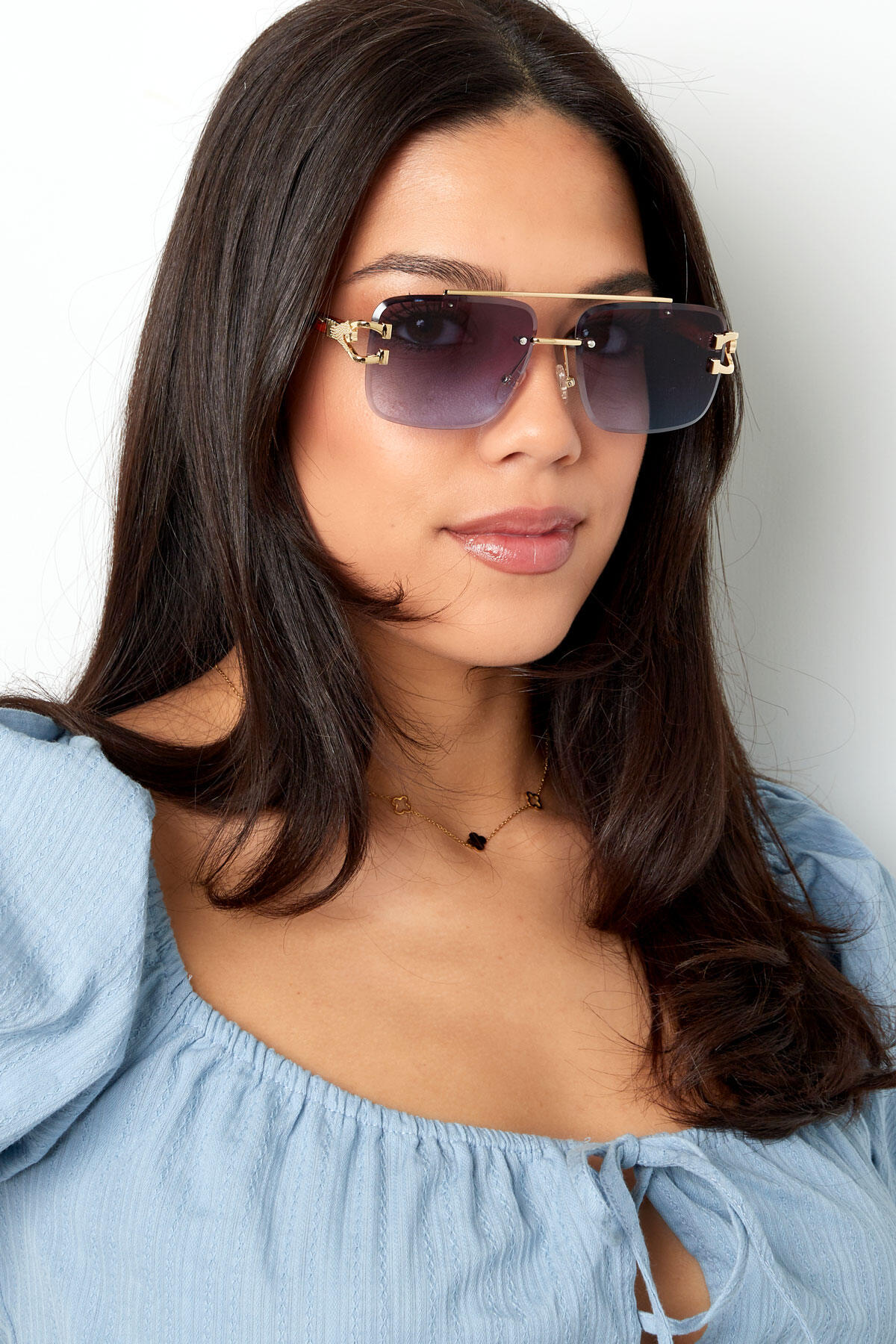 Gafas de Sol Detalles en Madera Leopardo Azul Brillante Imagen4