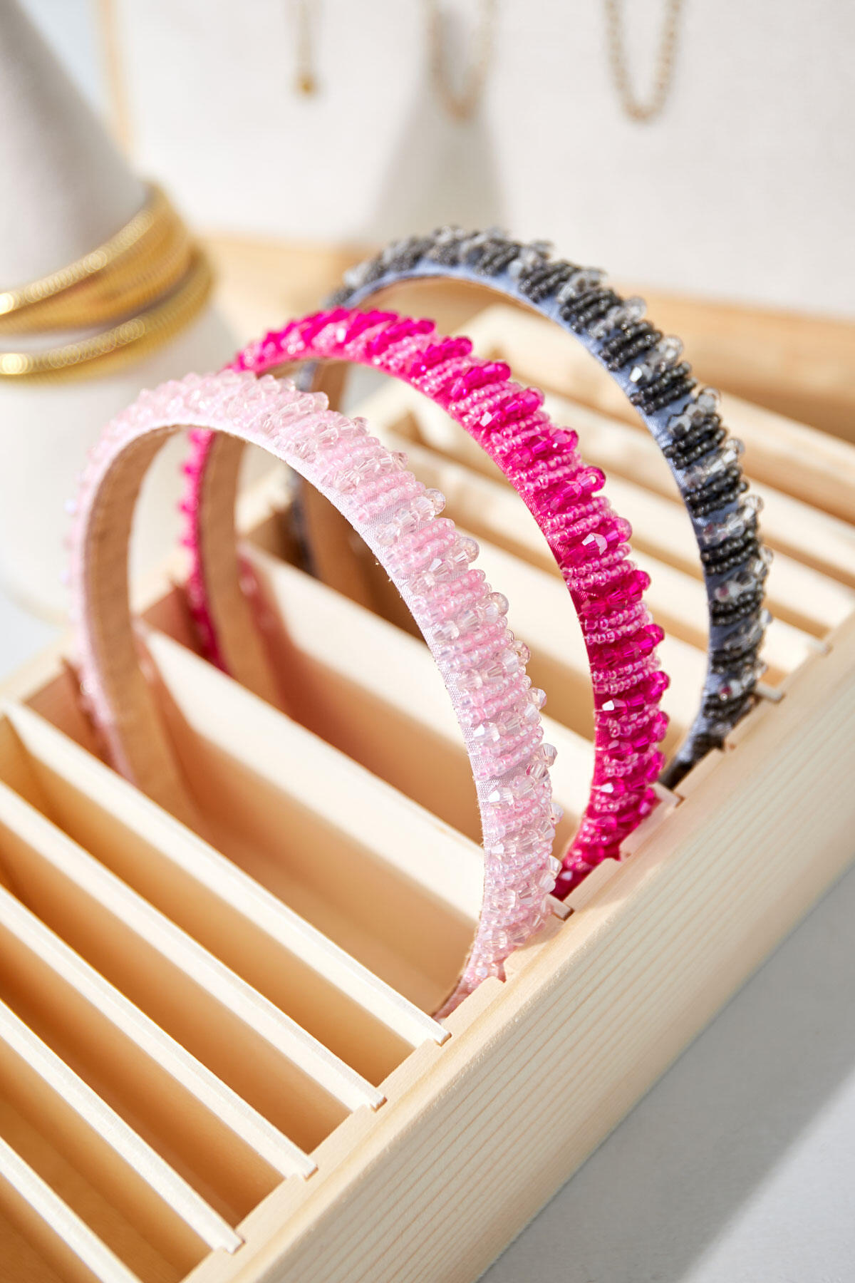 Hair bands display - wood 2