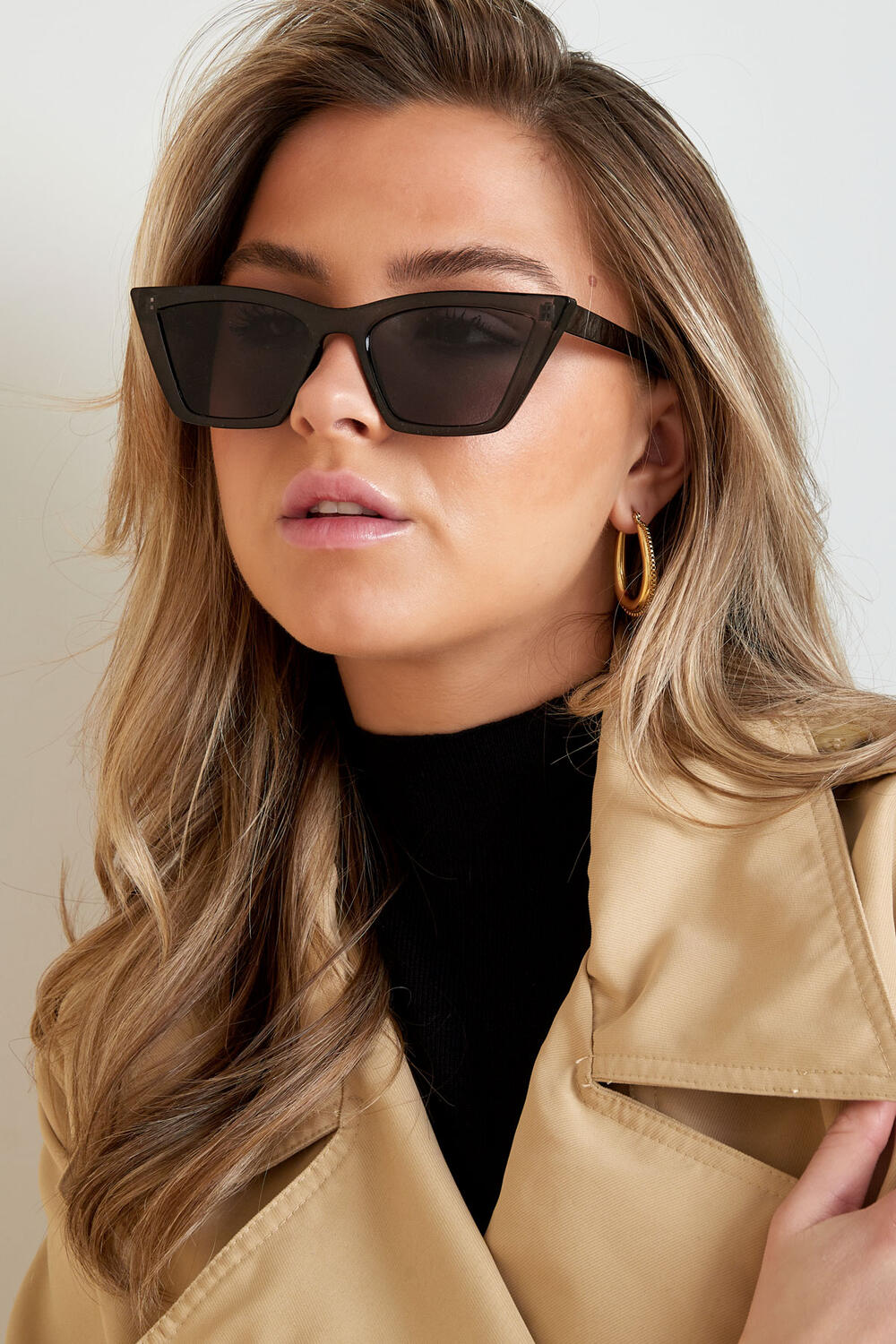 Gafas de sol cat eye monocromáticas h5Imagen4