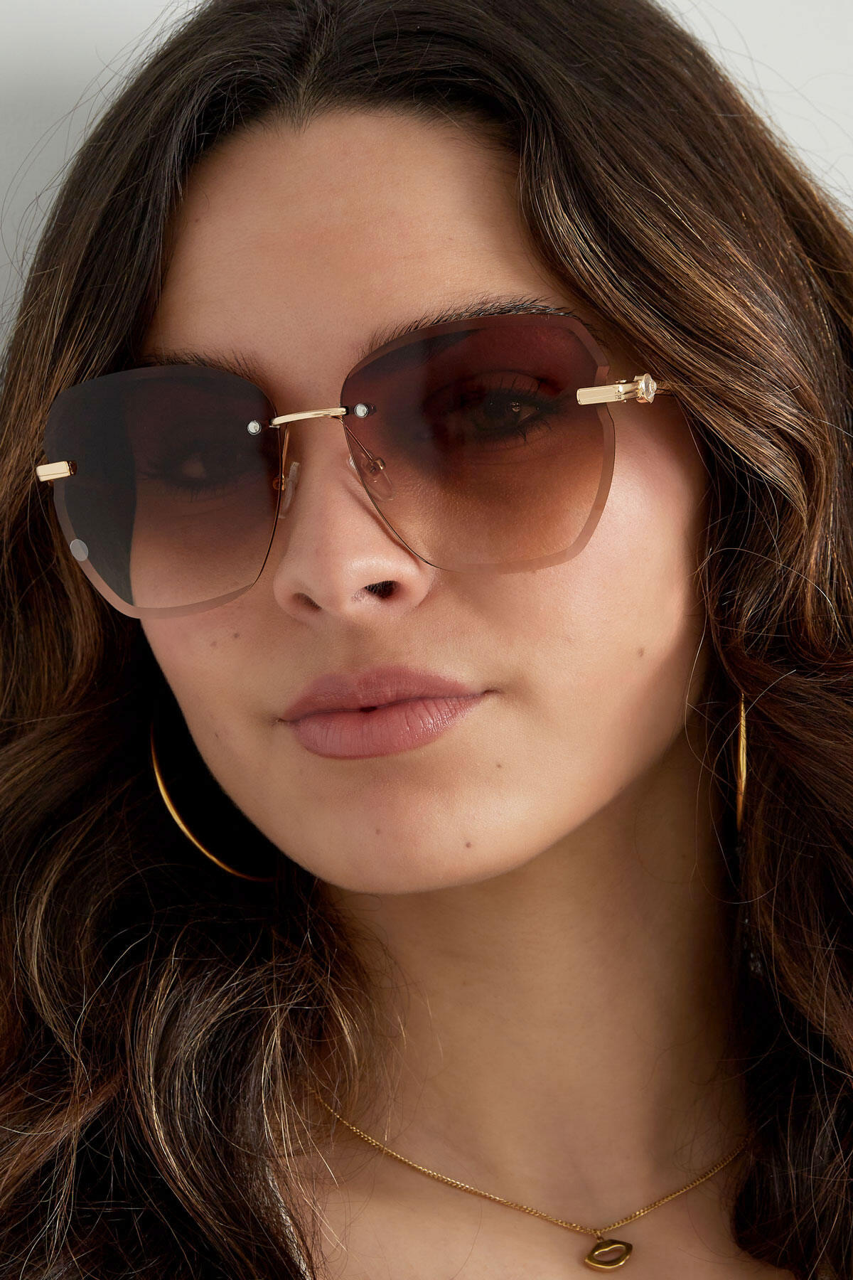 Statement-Sonnenbrille mit goldenen Beschlägen – braun Bild4