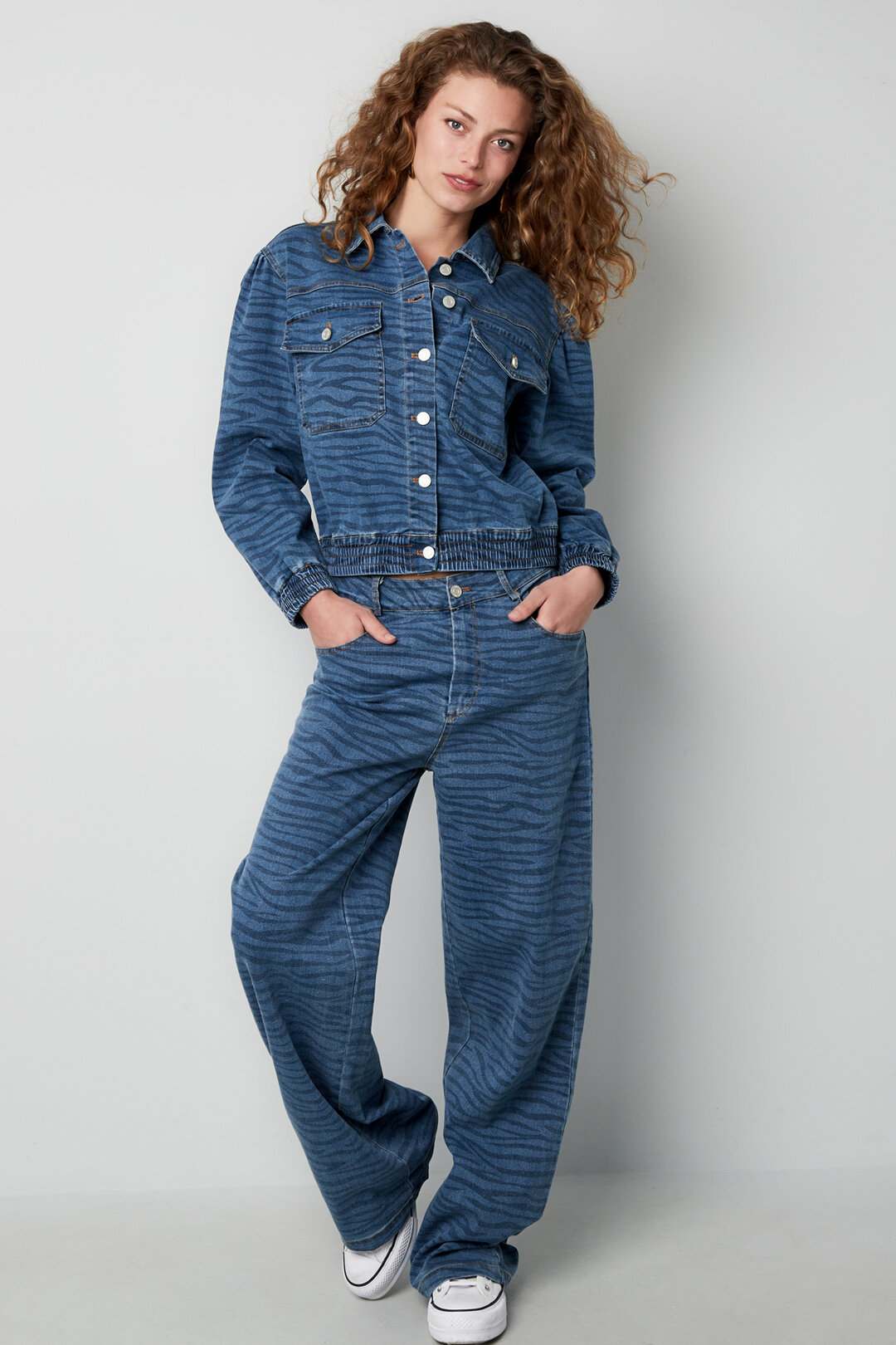 Denim Women's Jacket Cropped Tiger Stripe Pattern Picture8