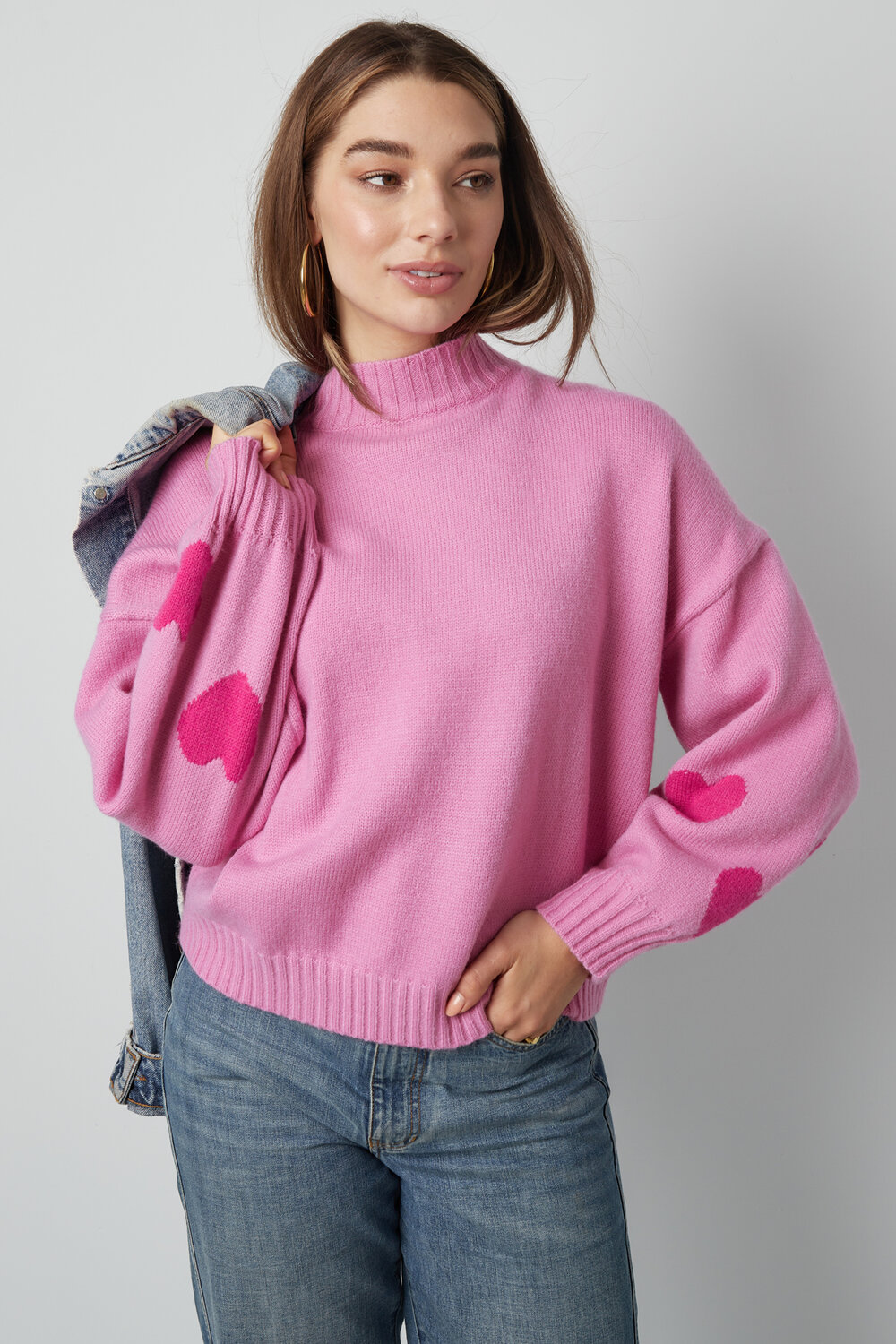 Maglione Donna Oversized in Mistura di Lana lavorata a Maglia con Applicazione Cuore h5Immagine3