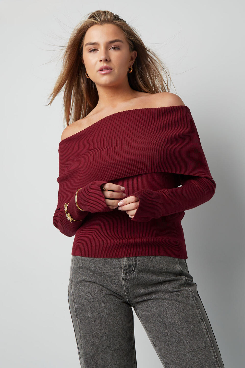 Viscose Knit Sweater Women's Off-Shoulder Design Comfortable Fit h5Picture3