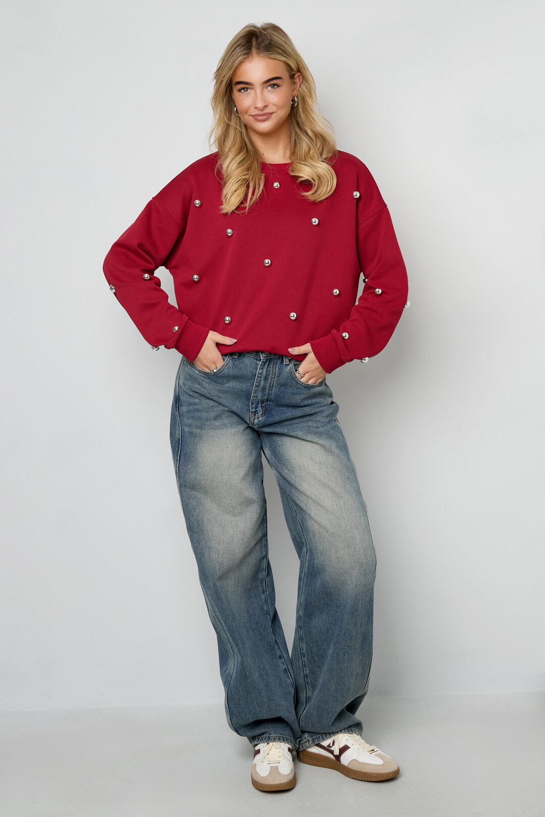 Sweater with studs h5Picture7