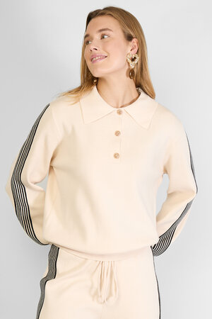 Knitted sweater with stripes h5 Picture7