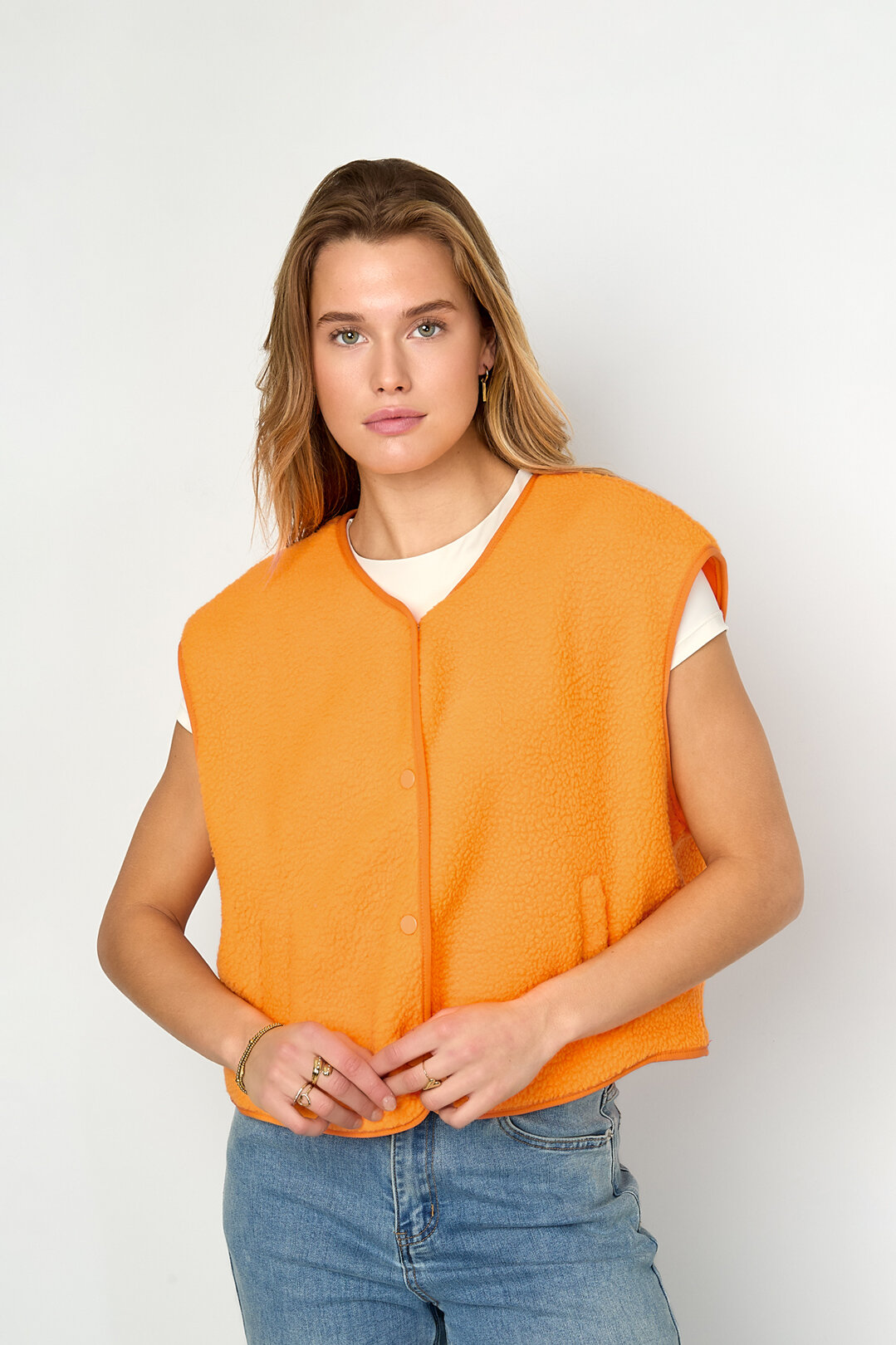 Sleeveless Vest h5 Picture4