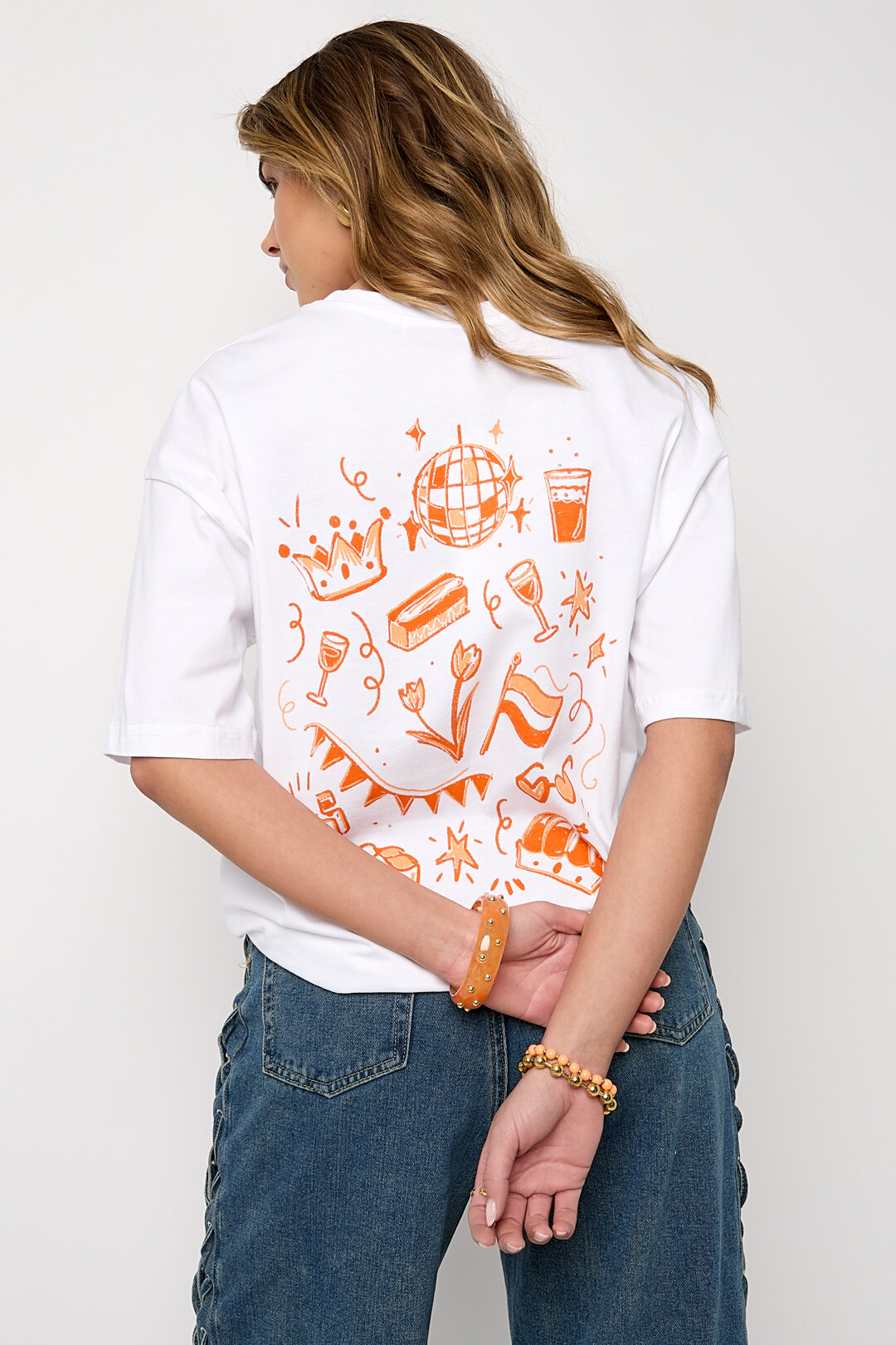 T-Shirt mit Kronen-Cartoonmuster h5 Bild5