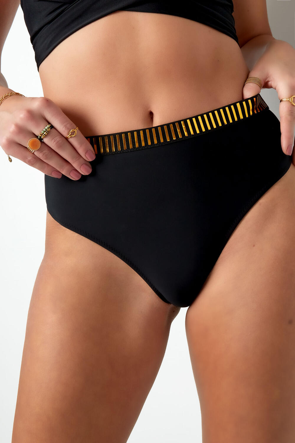 Bikini botones detalles dorados - negro S h5Imagen6
