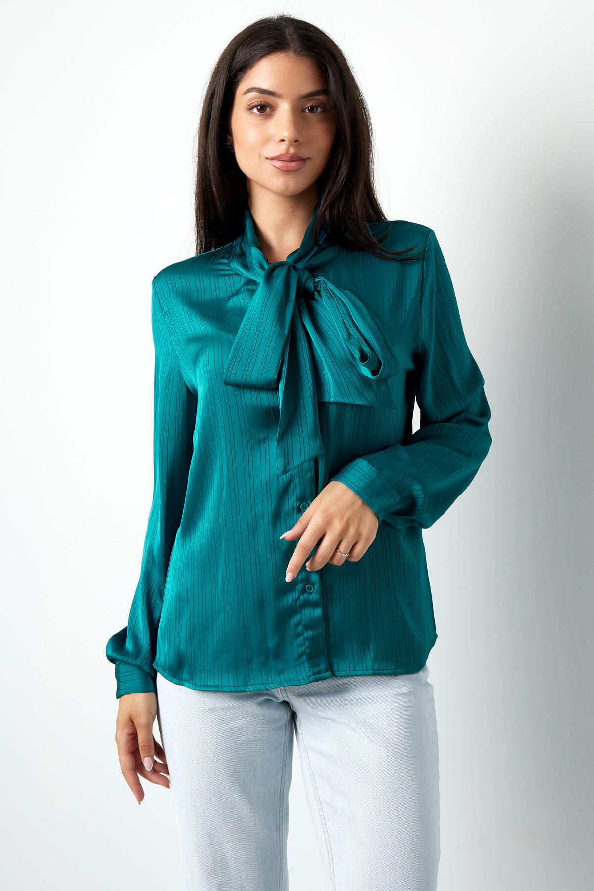 Cremefarbene Bluse mit Schleifendetail h5 Bild4