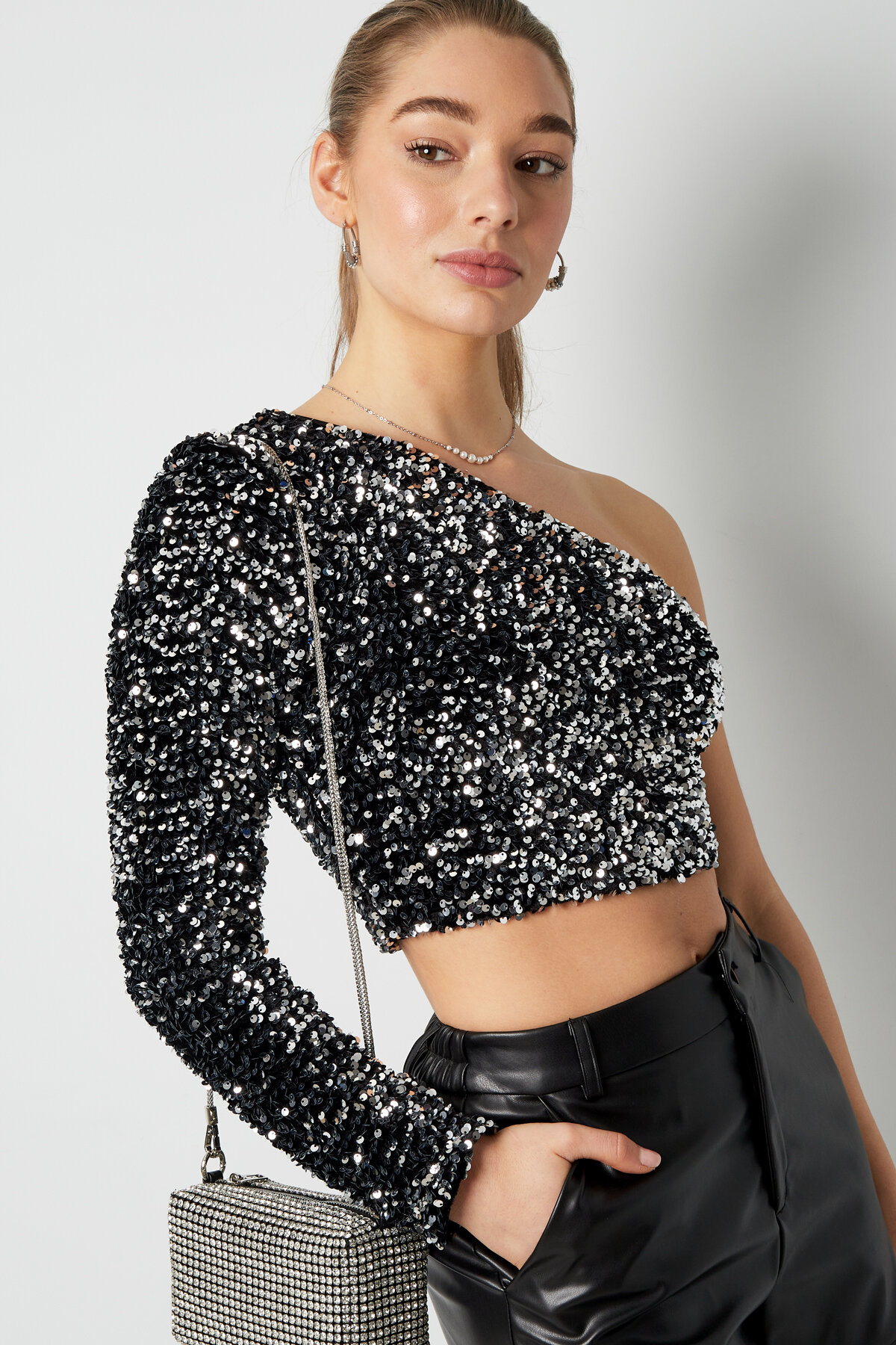 Polyester Sequined Women's One-Shoulder Sleeveless Top Sparkle Finish h5 Picture7