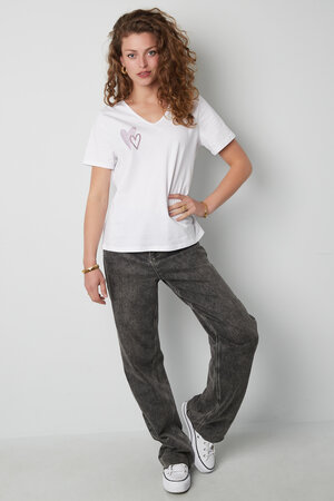 Cotton Women's V-Neck T-Shirt Embroidered Heart Design h5 Picture7