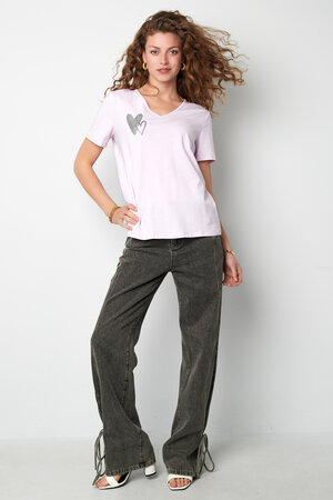Cotton Women's V-Neck T-Shirt Embroidered Heart Design h5 Picture3