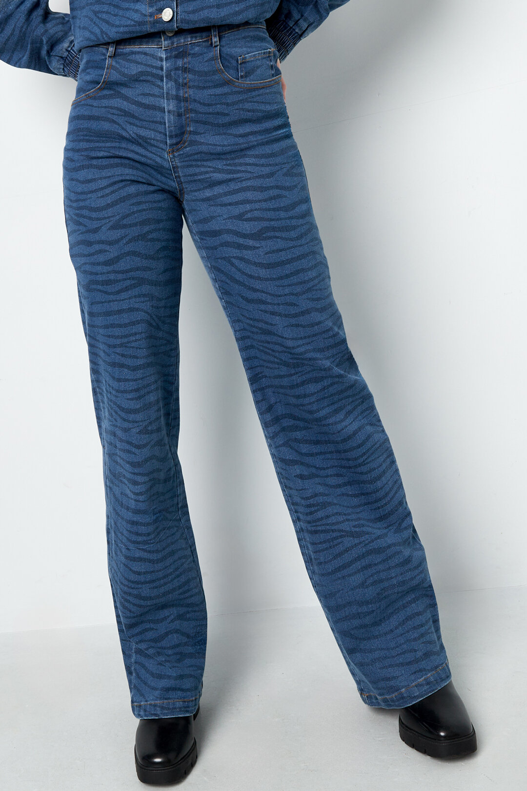 Cotton Woven Kadın Doğru Bacaklı Kot Pantolon Medium Indigo Casual
