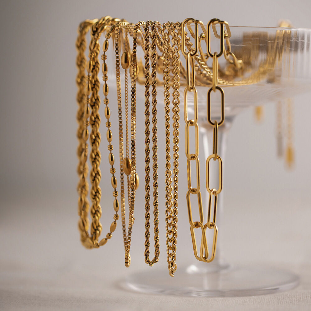 1 Piece Classic Chain Stainless Steel Waterproof Gold Color Necklace