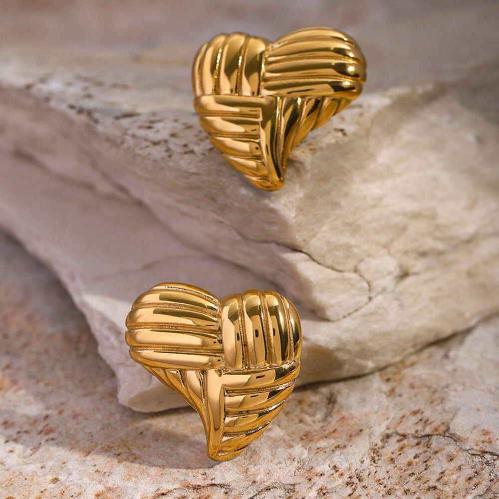 1 Pair Heart Shape Stainless Steel Waterproof Stud Earrings h5Picture3