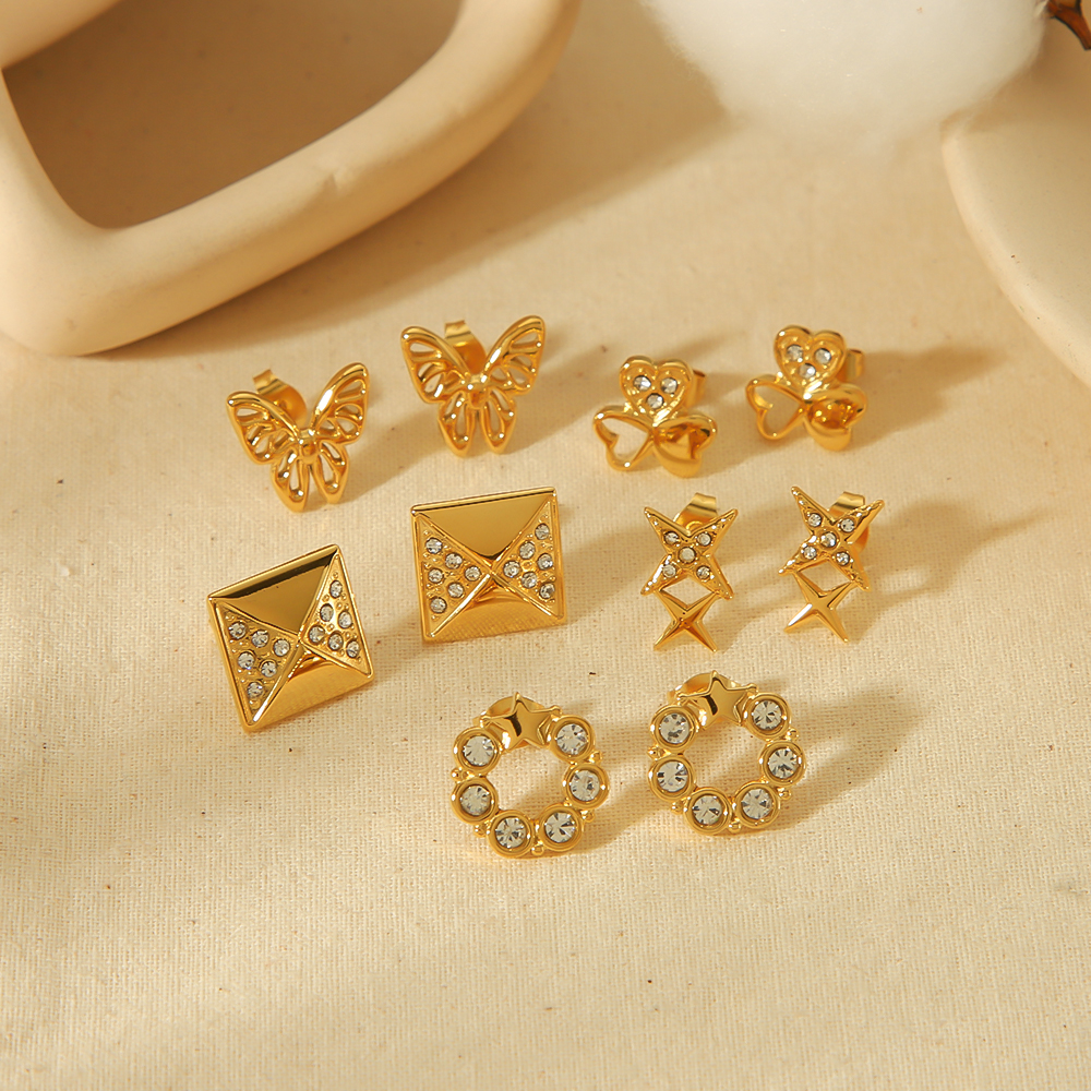 Sweet Heart Shape Stainless Steel Waterproof Gold Color Women's Studs Earrings 2