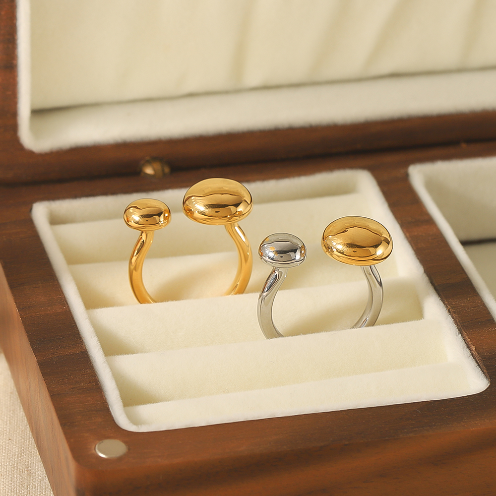 1 piece of stylish and elegant  gold-plated stainless steel geometric round open ring suitable for women's daily wear Picture5