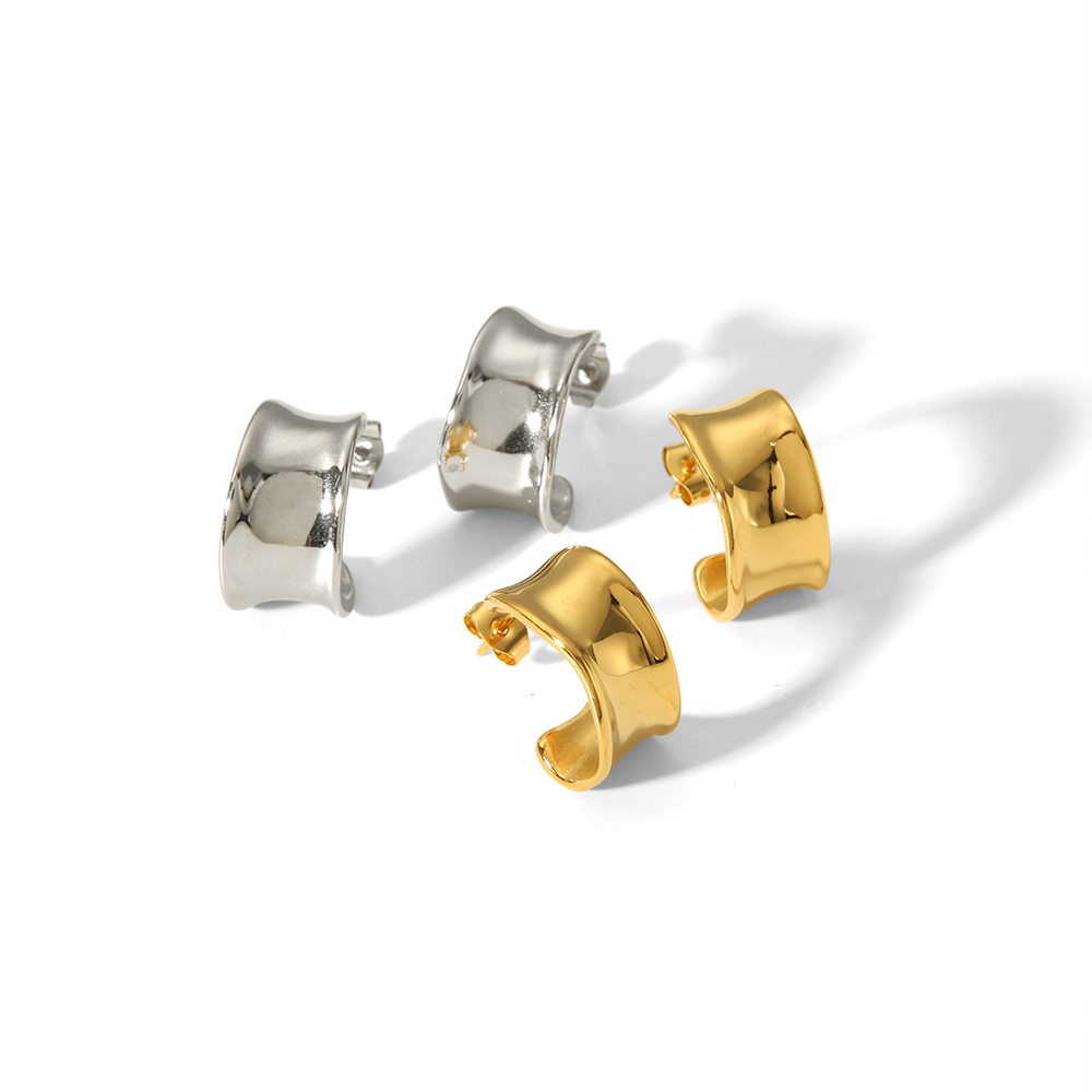 1 paio di classici orecchini a cerchio in acciaio inossidabile placcato oro 18k a forma di C, lucidati, per gioielli da donna, per tutti i giorni h5 Immagine4