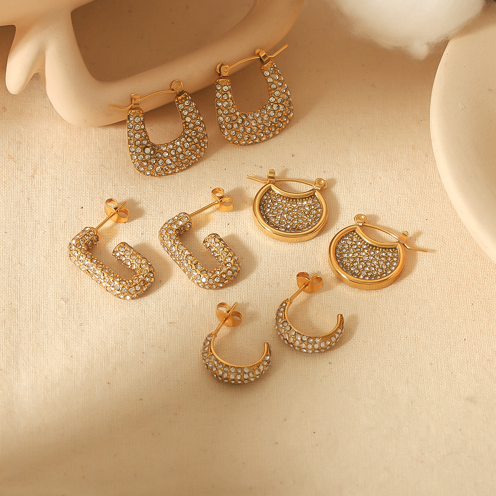 1 pair luxurious series retro geometric  gold plated rhinestone women hoop earrings 2