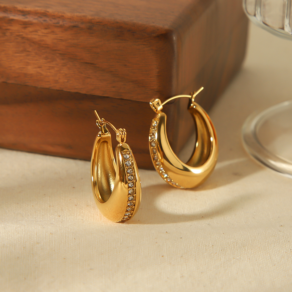 1 pair of classic fashion  gold-plated stainless steel polished diamond U-shaped earrings for women's jewelry for daily wear