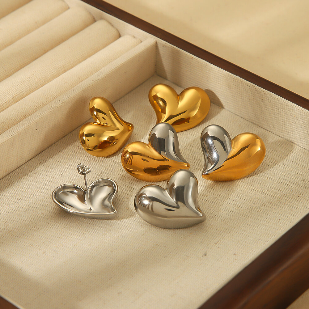 1 pair of classic fashion  gold-plated stainless steel asymmetrical shiny heart earrings for women for daily wear