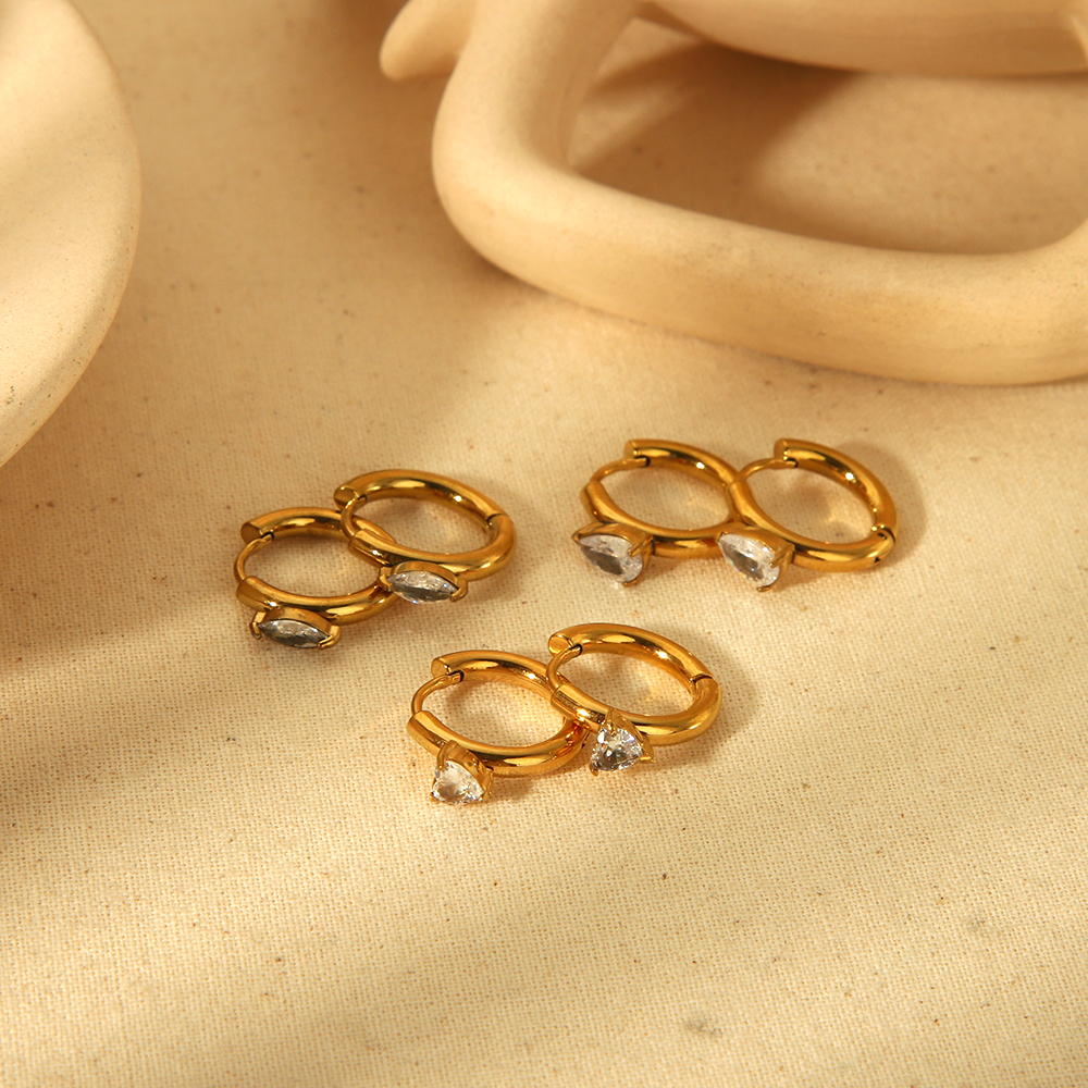 1 paio di orecchini semplici e alla moda in acciaio inossidabile placcato oro 18k con goccia d'acqua e zirconi per le donne, da indossare ogni giorno 2