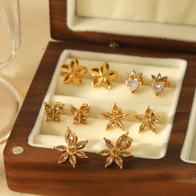 Sweet Flower Shape Stainless Steel Waterproof Gold Color Women's Studs Earrings