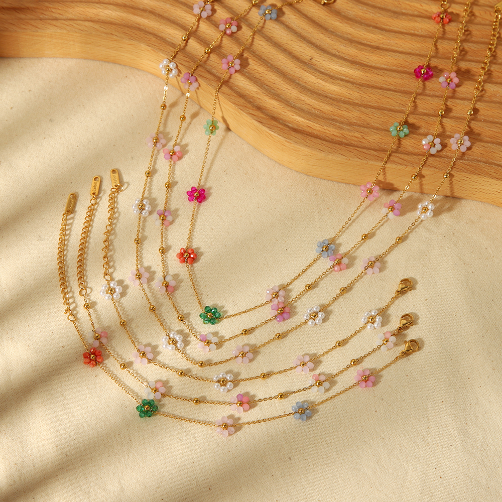 1 piece of fashionable and exquisite  gold-plated stainless steel colorful daisy flower bracelet for women's jewelry for daily wear 2