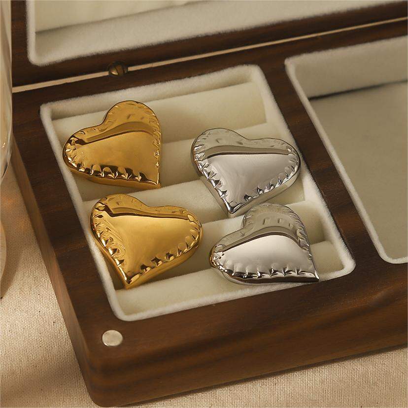 1 par de aretes de corazón lisos geométricos de acero inoxidable chapados en oro de  clásicos y modernos para mujer, joyería para uso diario, aretes tipo botón para mujer