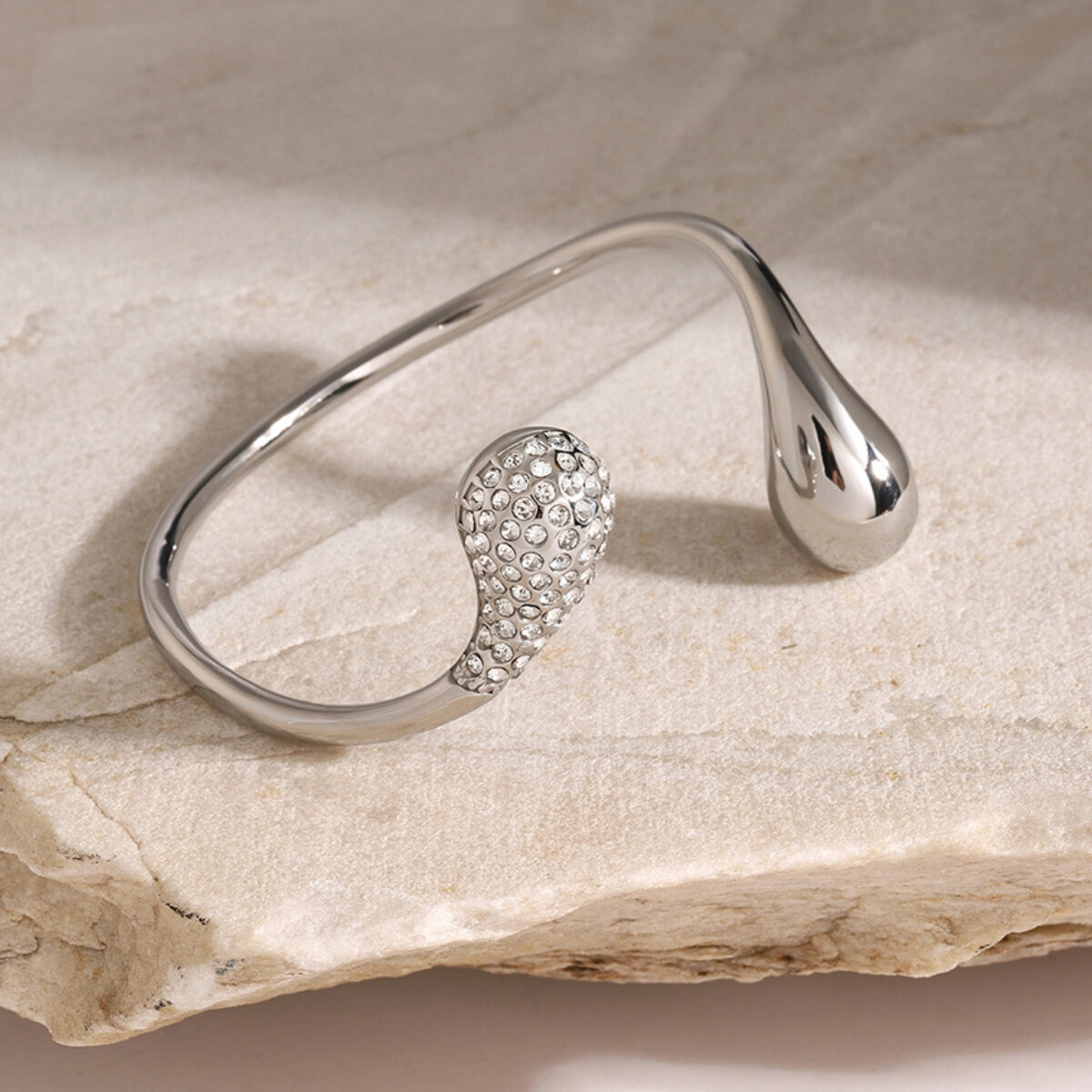 Braccialetti da donna in acciaio inossidabile con intarsi dorati e strass, stile semplice e lussuoso, 1 pezzo h5 Immagine3