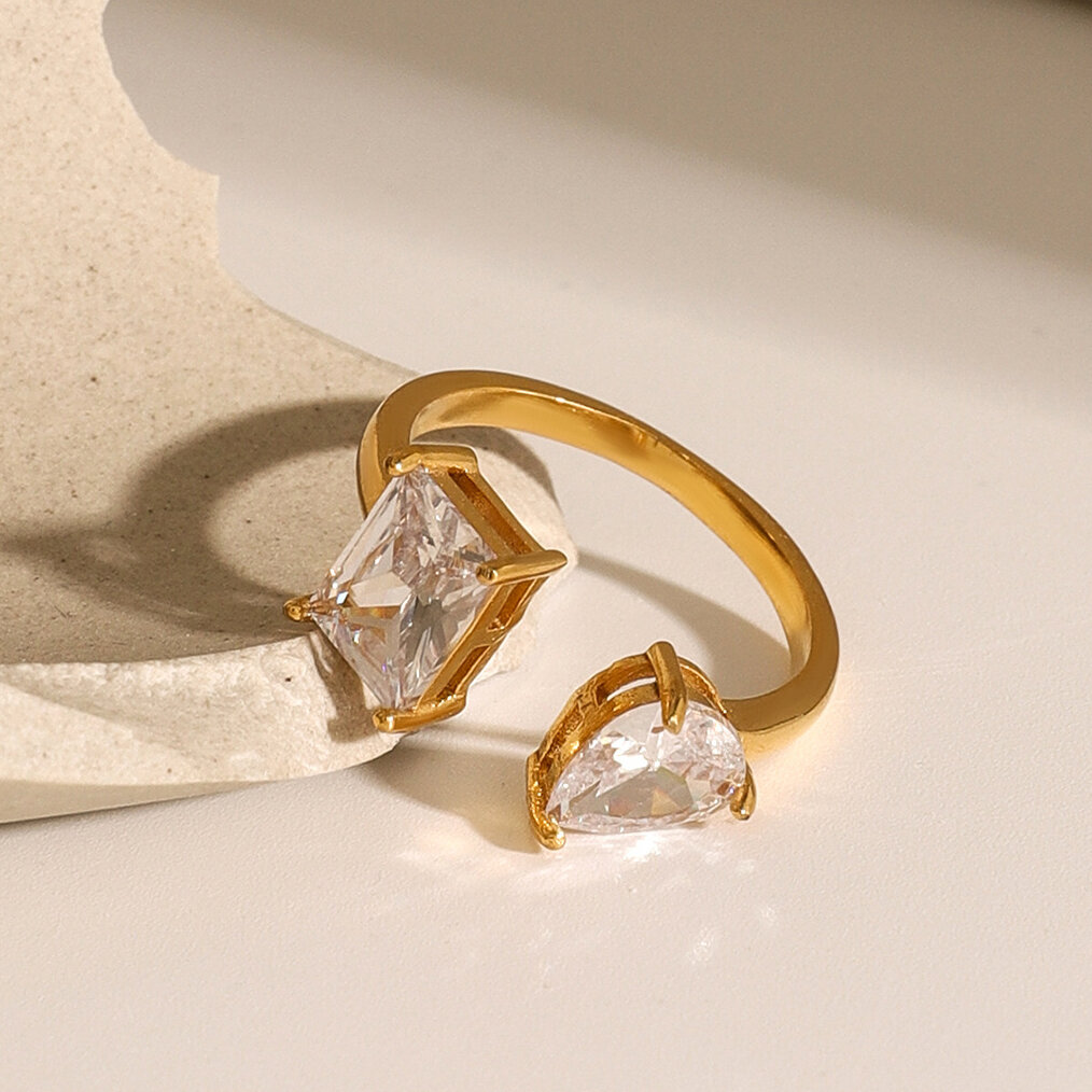 1 Piece Delicate Stainless Steel Waterproof Gold Plated Zircon Women's Adjustable Rings
