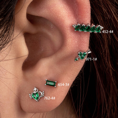 Pendientes de perforación para mujer, de acero titanio, sin chapado, con forma de corazón clásico, de serie simple y circonita