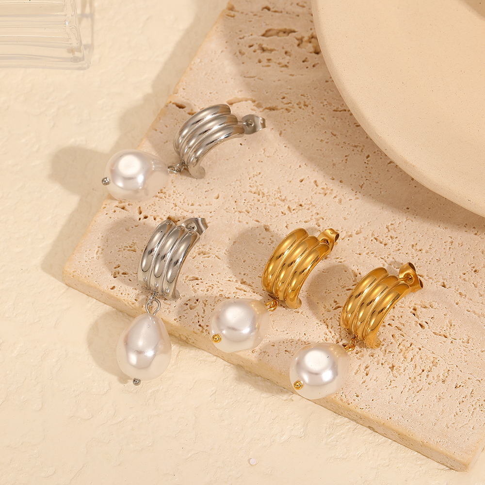 1 pair simple series retro geometric  gold plated artificial pearl Drop Earrings 2