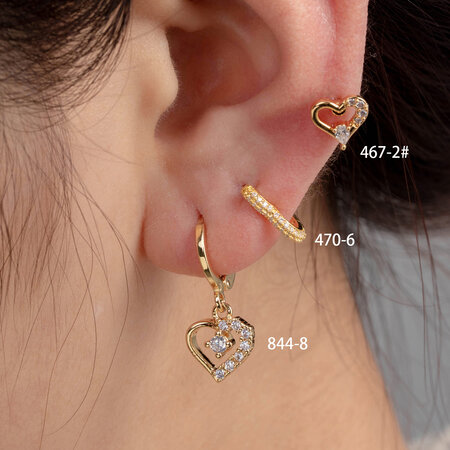 Pendientes de perforación para mujer, de acero titanio, sin chapado, con forma de corazón, de serie simple, con circonitas