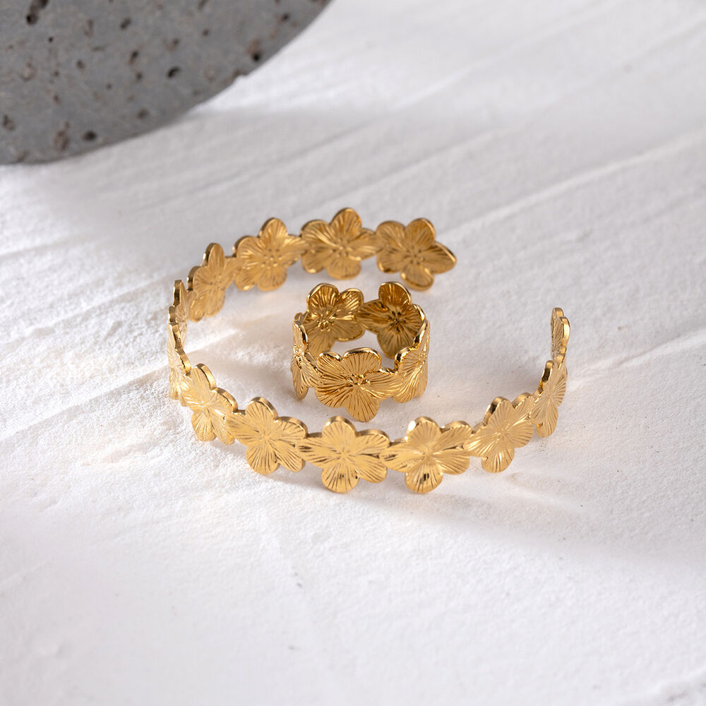 1 piece simple series retro flower stainless steel gold plated women bangles h5Picture4