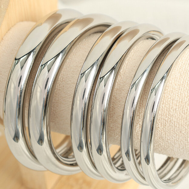 1 pezzo semplice serie semplice tinta unita acciaio inossidabile placcato oro 18K braccialetti da donna Immagine5