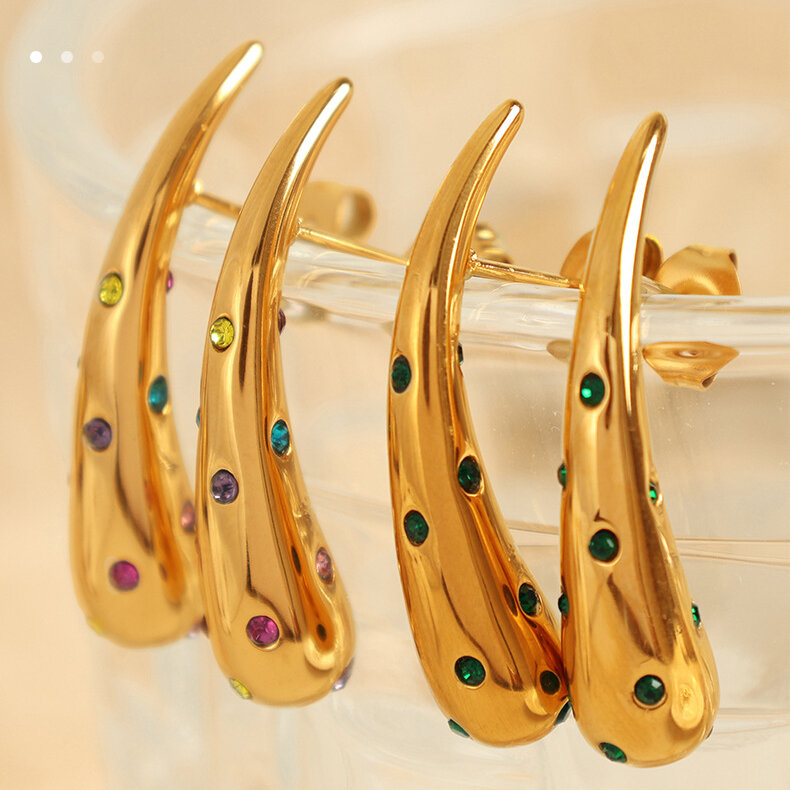 1 paio di orecchini a bottone da donna con strass placcati in oro , serie semplice, a goccia semplice, in acciaio inossidabile 2