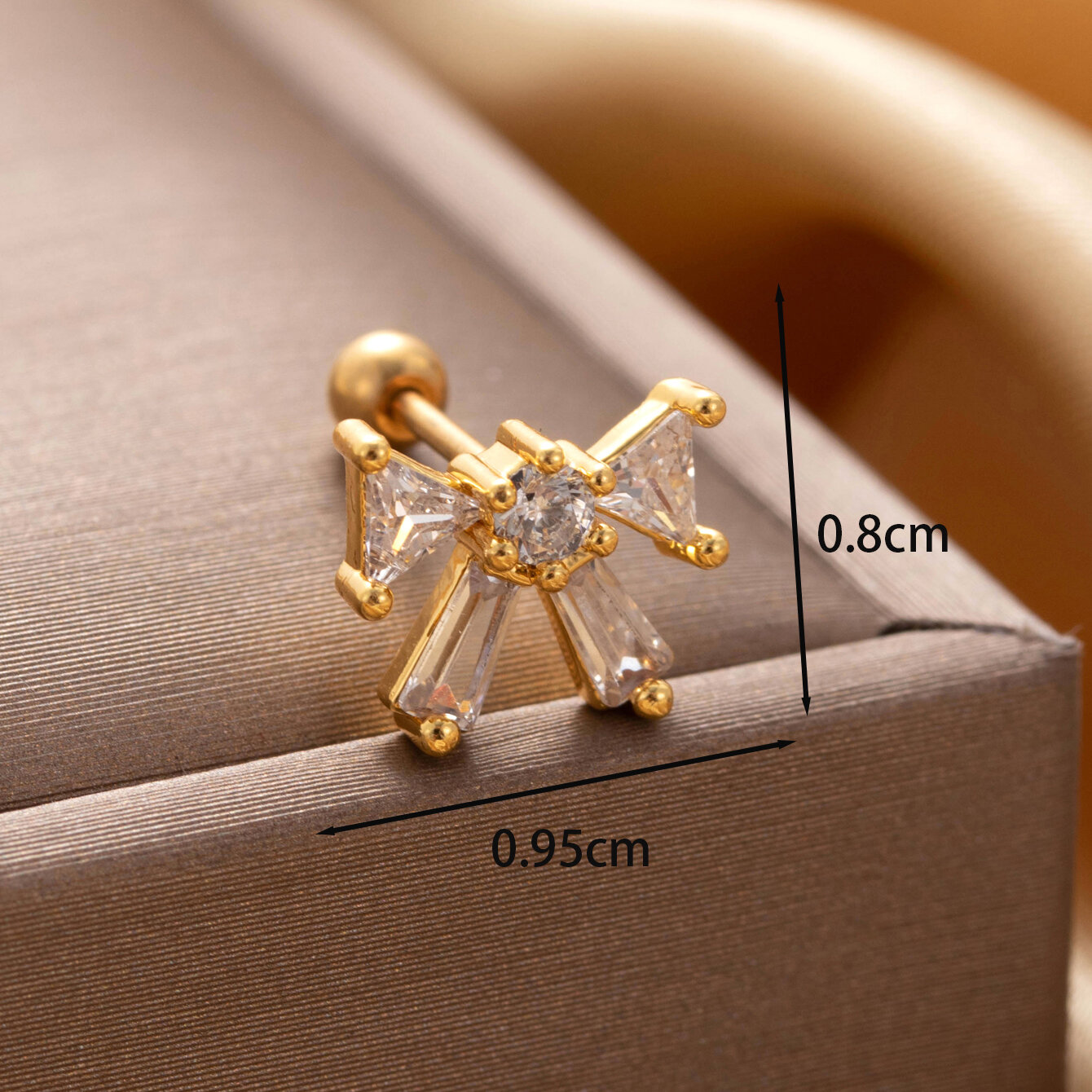 Boucles d'oreilles piercing femme Simple Series Classic Bow Knot en cuivre sans plaquage, ornées de zircon Image5