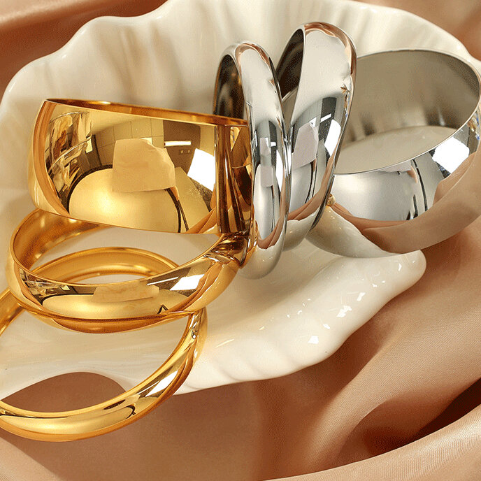 bracelet simple en acier inoxydable plaqué or  pour femme, 1 pièce