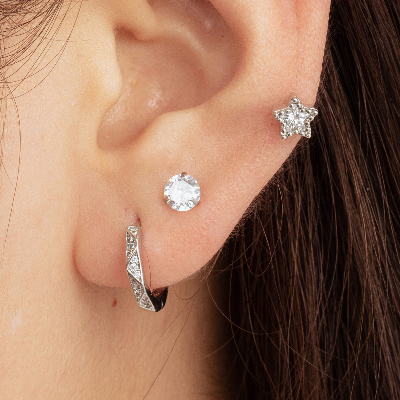 1 pieza de pendientes de perforación para mujer, de cobre, geométricos clásicos, sin chapado, con circonitas.